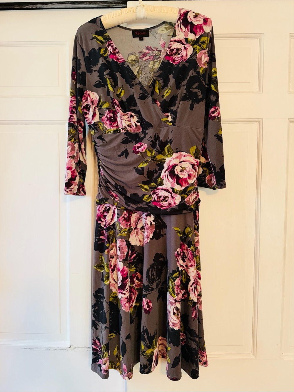 Rekucci floral dress with 3/4 length sleeves